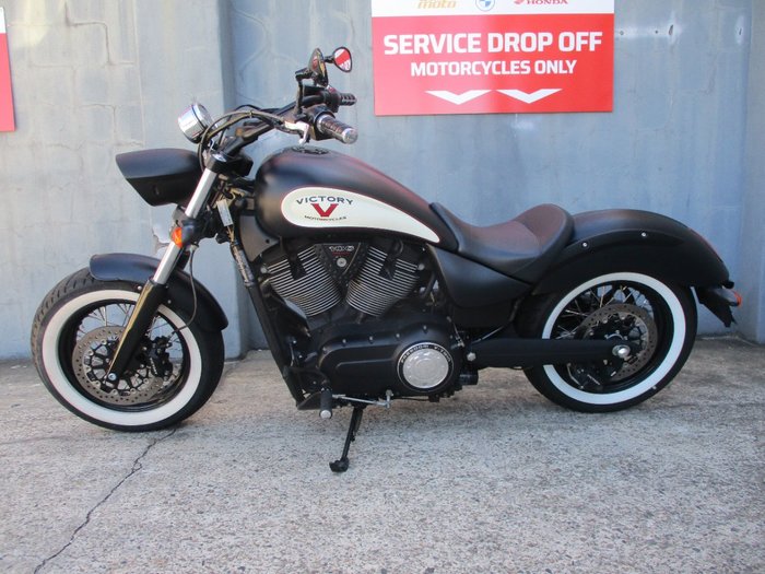 2012 VICTORY HIGHBALL BLACK