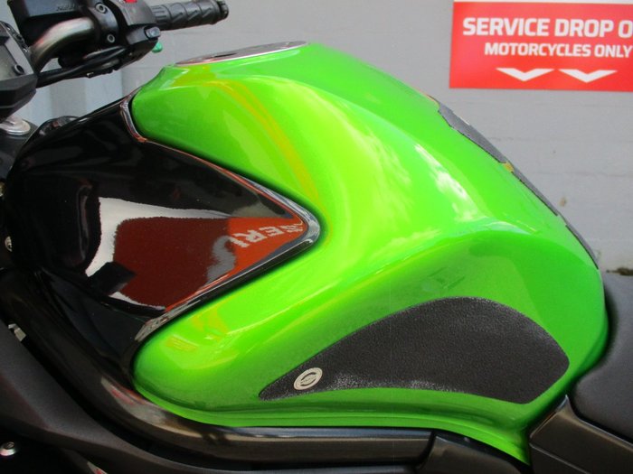 2012 Kawasaki ER-6nL GREEN