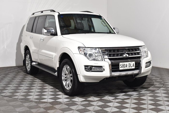 2018 Mitsubishi Pajero