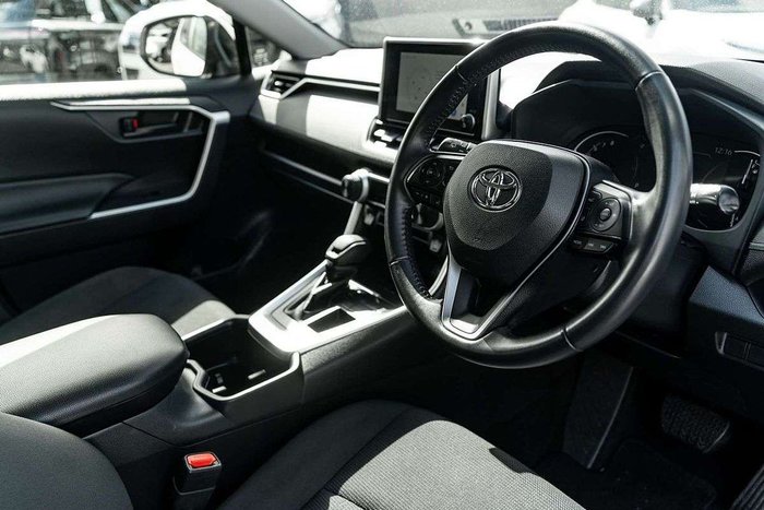 2024 Toyota RAV4 GX