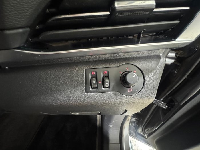 2023 LDV D90 Executive