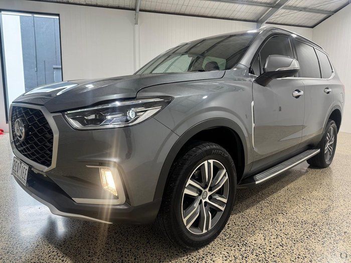 2023 LDV D90 Executive