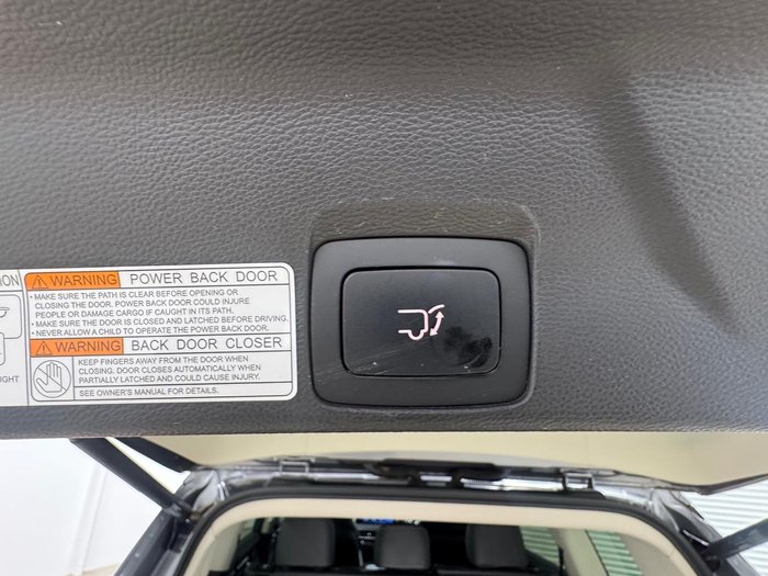 2023 LDV D90 Executive