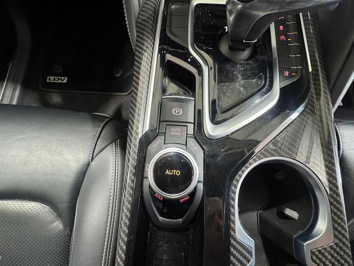 2023 LDV D90 Executive