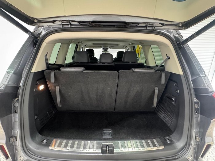 2023 LDV D90 Executive