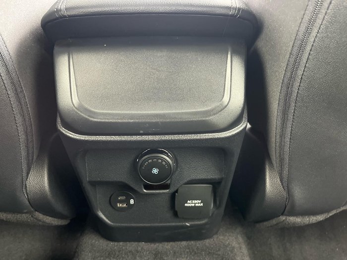 2025 Ford Everest Trend