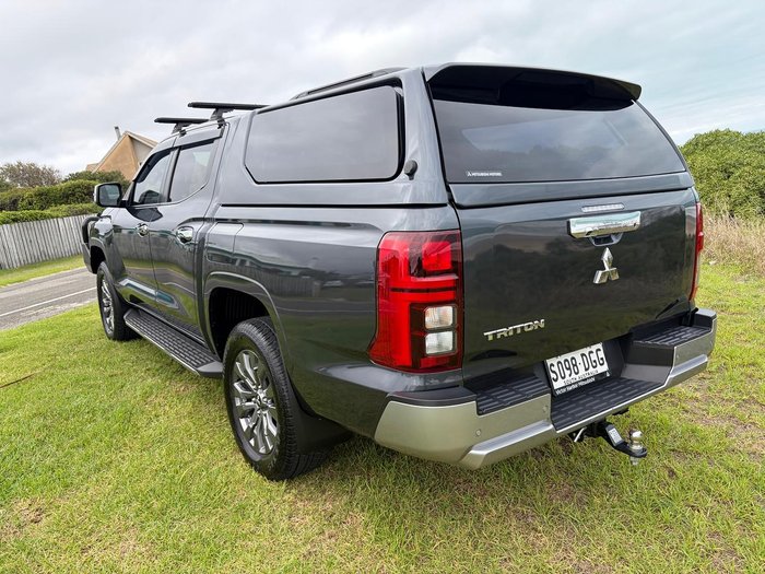 2024 Mitsubishi Triton GLS