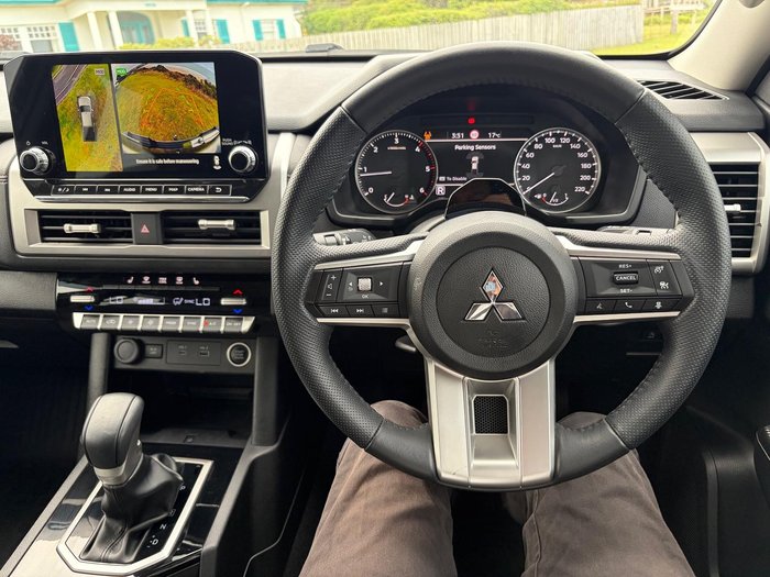 2024 Mitsubishi Triton GLS