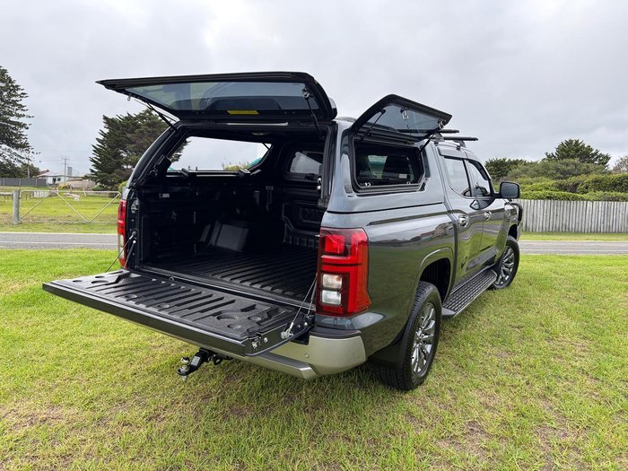 2024 Mitsubishi Triton GLS