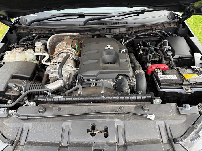 2024 Mitsubishi Triton GLS