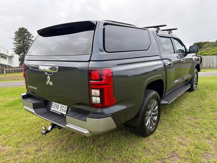 2024 Mitsubishi Triton GLS