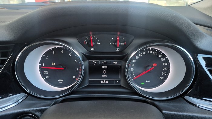 2019 Holden Commodore RS