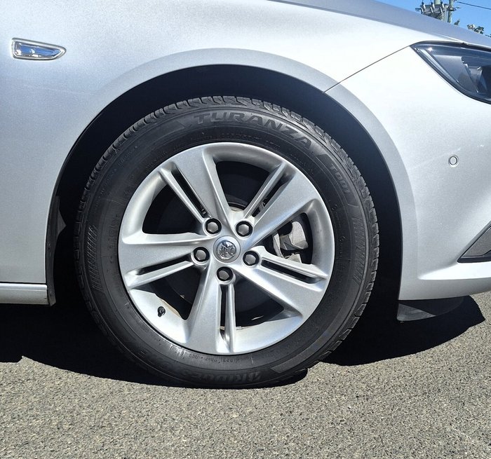 2019 Holden Commodore RS