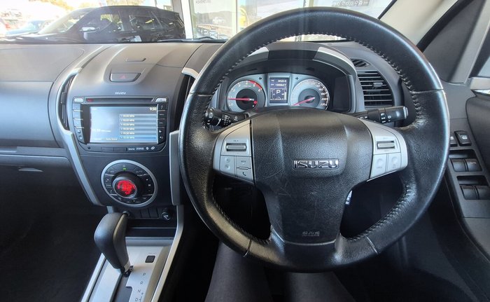 2014 Isuzu MU-X LS-T