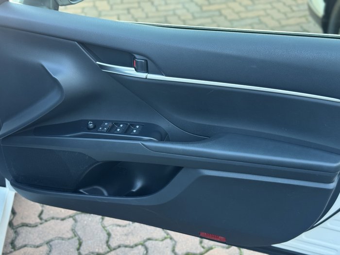 2020 Toyota Camry Hybrid