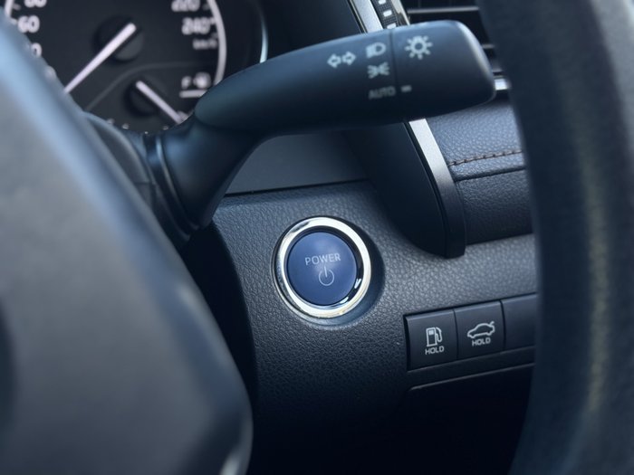 2020 Toyota Camry Hybrid