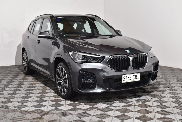 2022 BMW X1