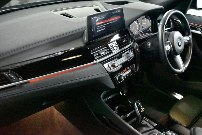 2022 BMW X1 xDrive20i