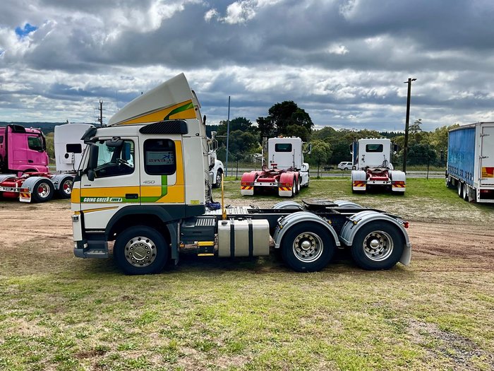 2018 Volvo Fm Series WHITE