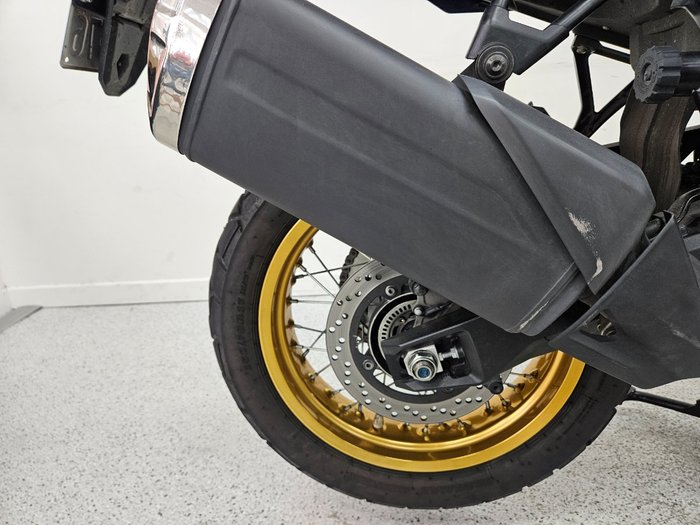 2023 Suzuki V-STROM 800DE Yellow