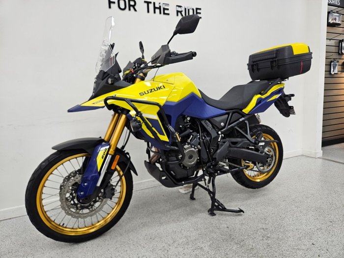 2023 Suzuki V-STROM 800DE Yellow