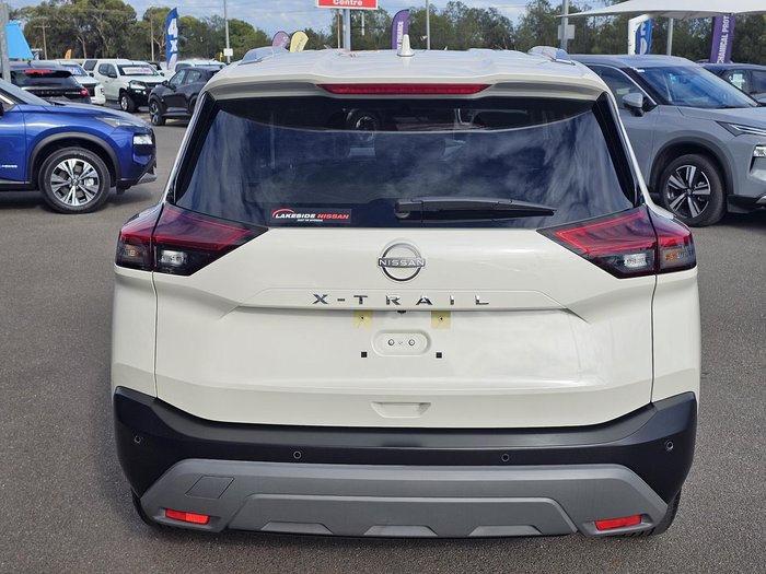 2025 Nissan X-TRAIL ST-L