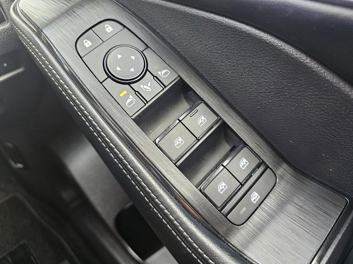 2025 Nissan X-TRAIL ST-L