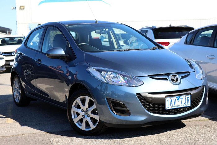 2013 Mazda 2 Neo Sport