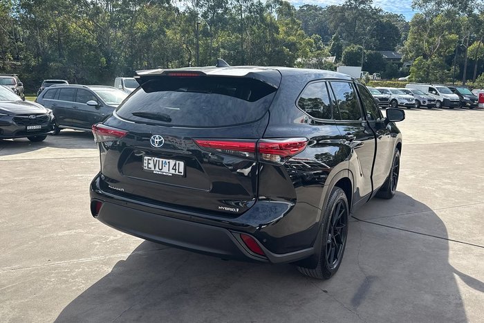 2022 Toyota Kluger GX