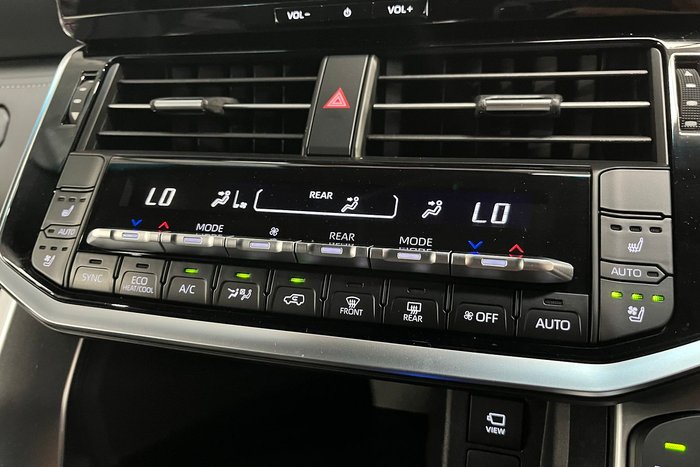 2026 Toyota Landcruiser VX