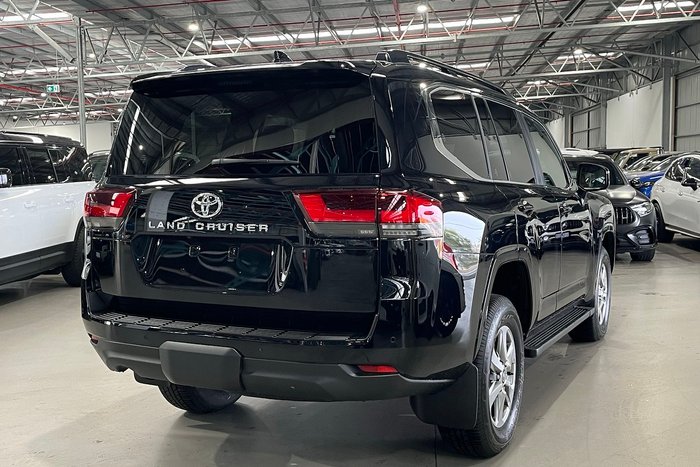 2026 Toyota Landcruiser VX