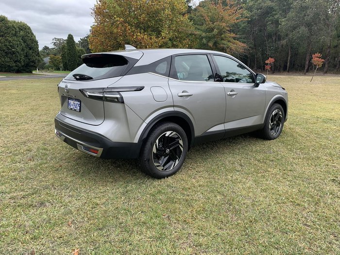 2025 Nissan QASHQAI ST-L J12 MY25 Platinum