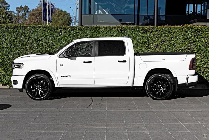 2025 RAM 1500 Limited Hurricane HO RamBox DT MY26 4X4 Dual Range Bright White
