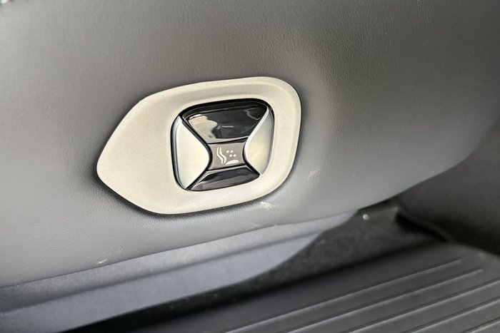 2025 BYD SEALION 8 Premium AWD