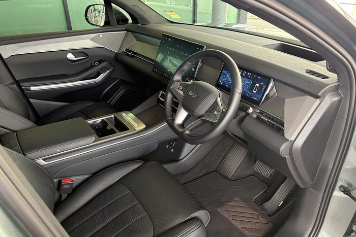 2025 BYD SEALION 8 Premium AWD