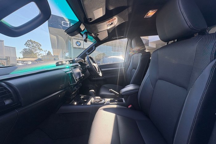 2023 Toyota Hilux Rogue
