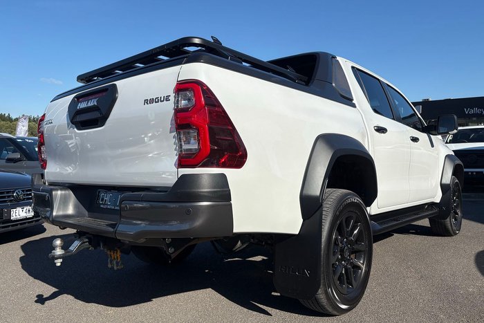 2023 Toyota Hilux Rogue