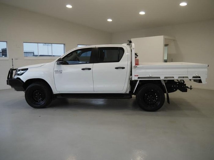 2022 Toyota Hilux SR