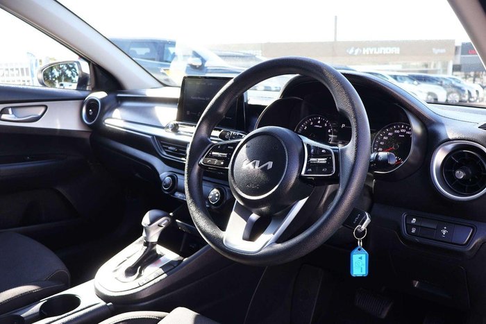 2024 Kia Cerato S