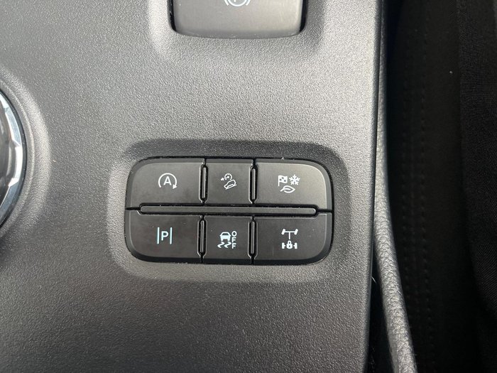 2024 Ford Everest Ambiente