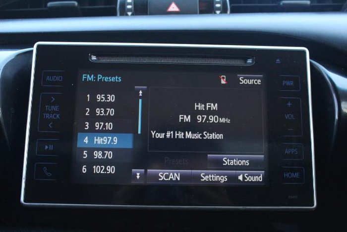 2019 Toyota Hilux SR