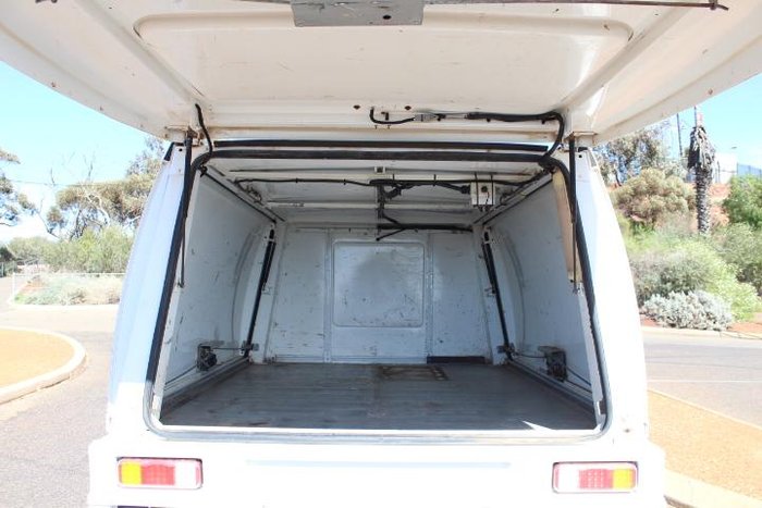 2019 Toyota Hilux SR