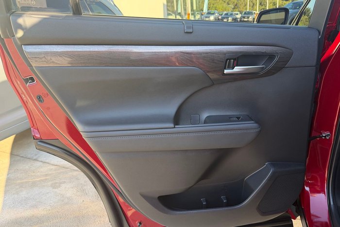 2023 Toyota Kluger Grande