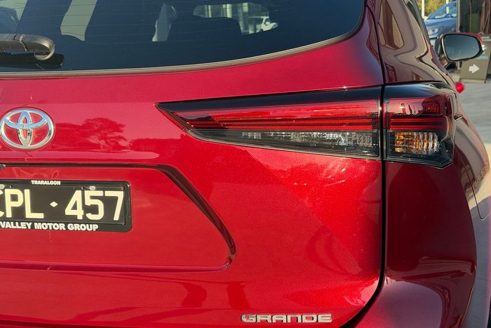 2023 Toyota Kluger Grande