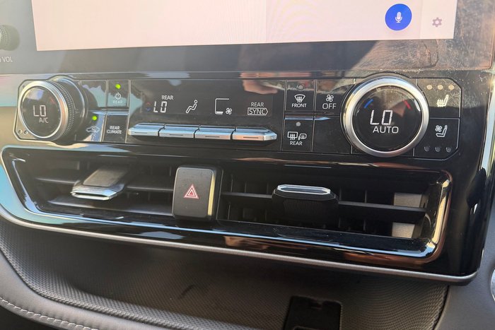 2023 Toyota Kluger Grande