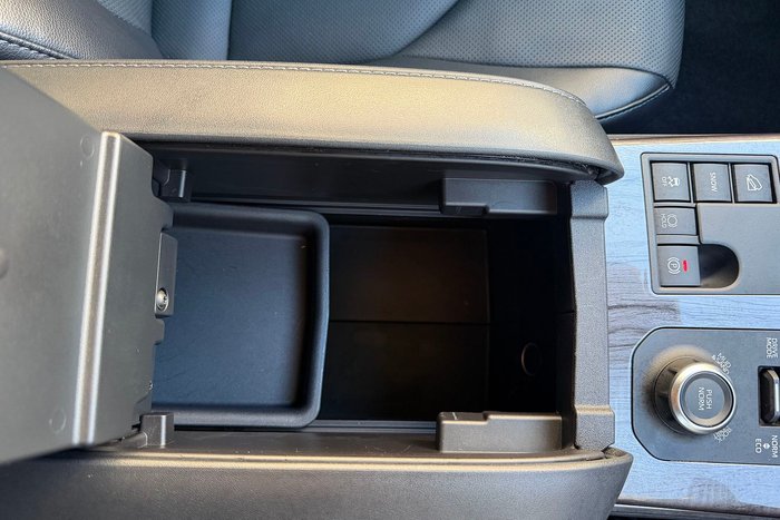2023 Toyota Kluger Grande