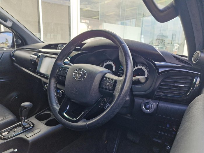 2019 Toyota Hilux Rogue