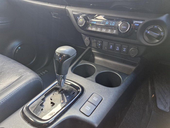 2019 Toyota Hilux Rogue