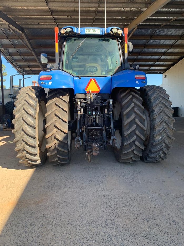 2012 New Holland T8.390
