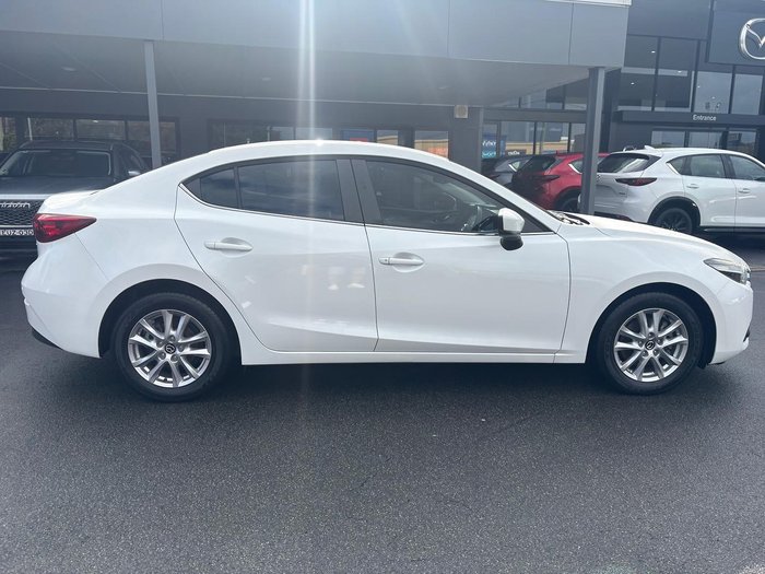 2016 Mazda 3 Maxx